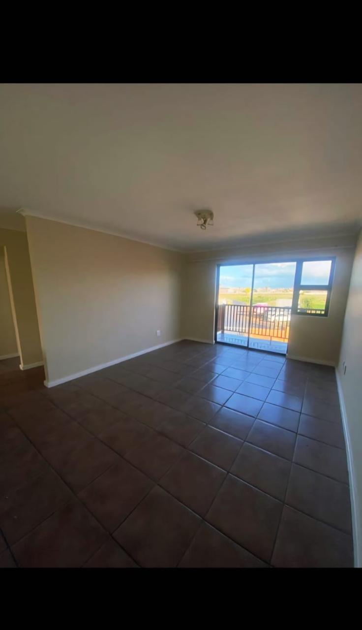 To Let 2 Bedroom Property for Rent in Sea Breeze Western Cape